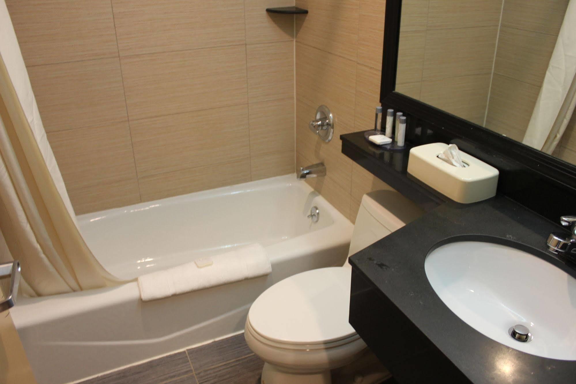 Bellerose Inn Экстерьер фото