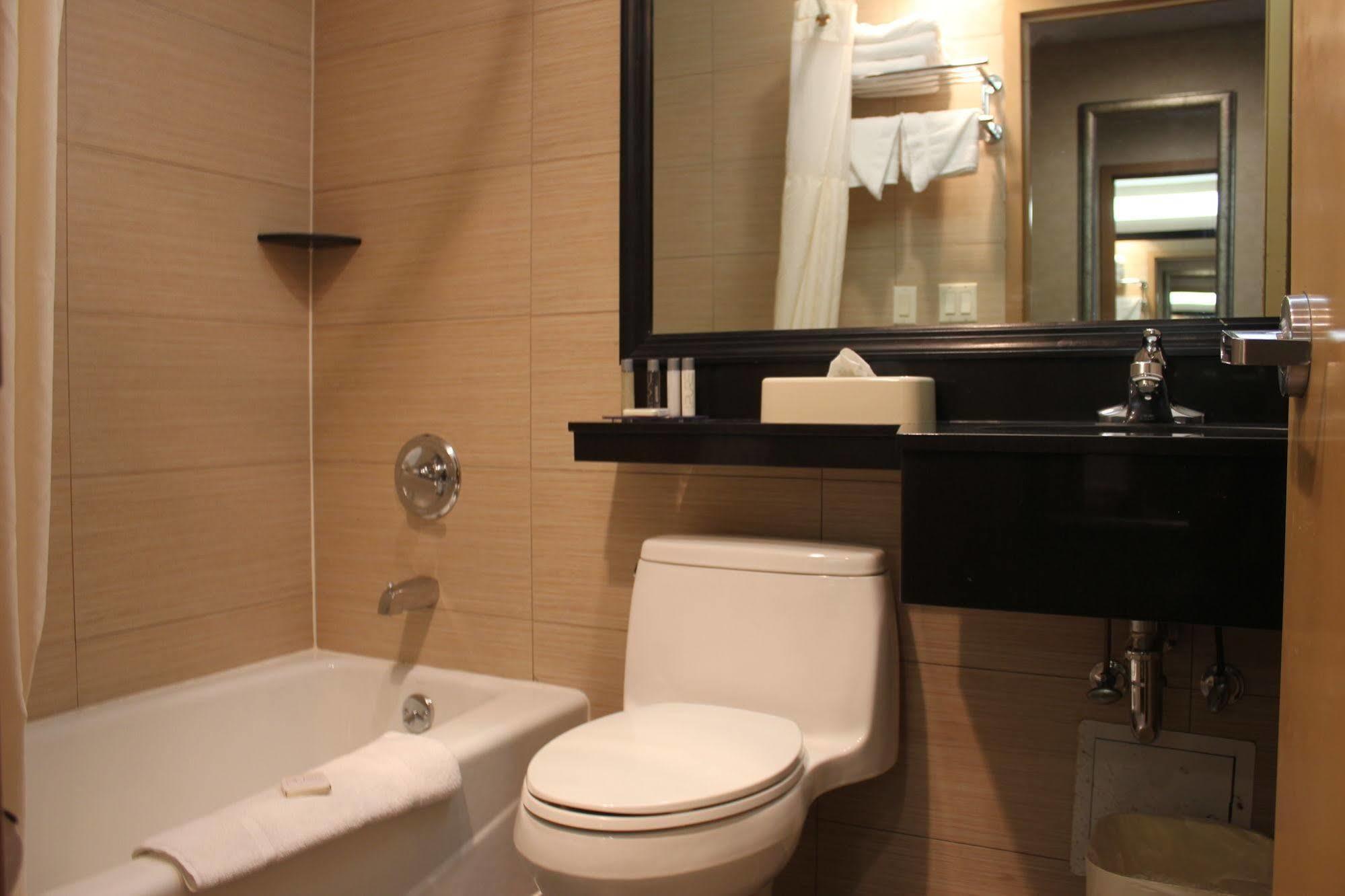 Bellerose Inn Экстерьер фото
